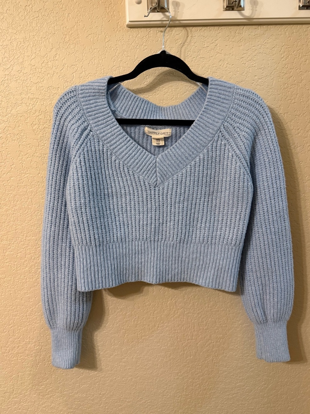 Sky Blue V-Neck Ribbed Cropped Sweater